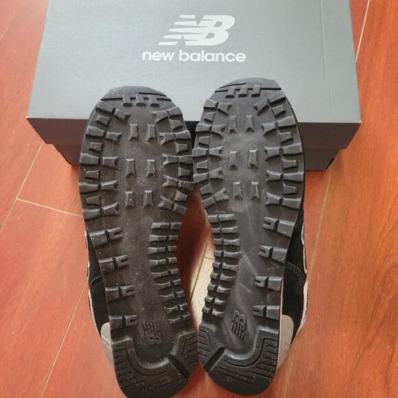 New Balance 574 - Black White - Picture 6 of 7